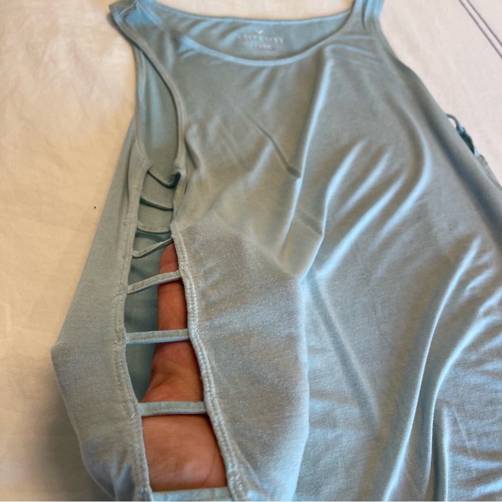 AE Tank - Picture 3 of 4